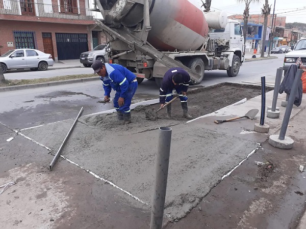 Agua Potable de Jujuy culminó reparaciones de calzada en San Pedrito, Luján y Almirante Brown
