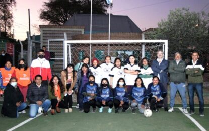 Inauguraron Escuela de Fútbol Femenino en barrio Chijra