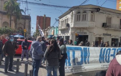 Marcha en contra del tarifazo de organizaciones gremiales