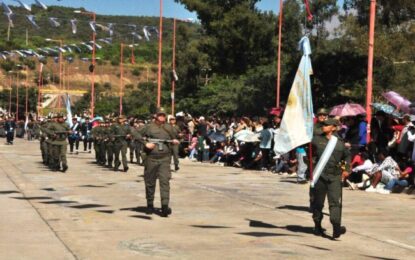 Con un acto protocolar y desfile se celebró los 431 años de la fundación de San Salvador de Jujuy
