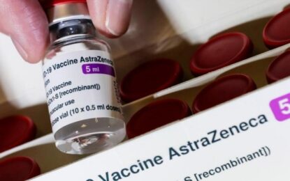 ¿Cuáles son los efectos secundarios de la vacuna Astrazeneca?