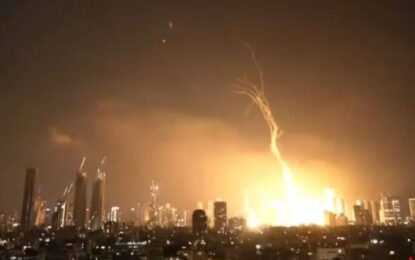 Escalada total: Israel ahora ataca el barrio donde vive el líder supremo de Irán