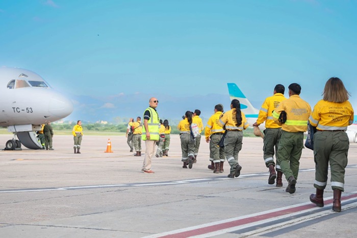 Sadir despidió a brigadistas jujeños que viajaron a combatir el fuego en la Patagonia
