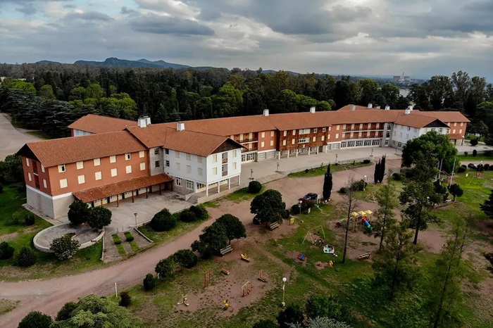 Hoteles de Embalse, entre la nostalgia y la racionalidad