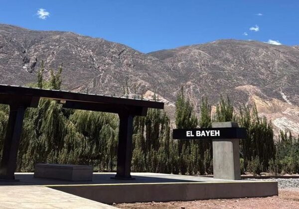 El Tren Solar de la Quebrada suma una nueva parada en la bodega “El Bayeh”