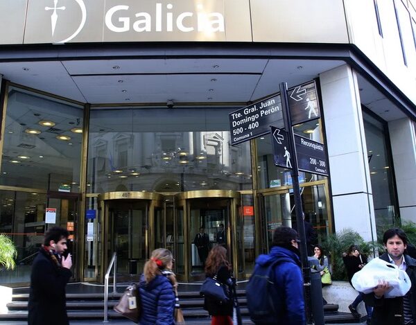 Banco Galicia y Naranja X profundizan pérdidas: Patrimonio erosionado y acción en caída