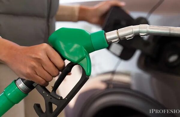 Máxima presión en surtidores: Comienza a subir el precio de la nafta por la guerra en Medio Oriente