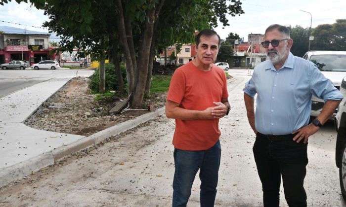 El nuevo derivador vehicular que se construye en barrio Kennedy promete ordenar el tránsito