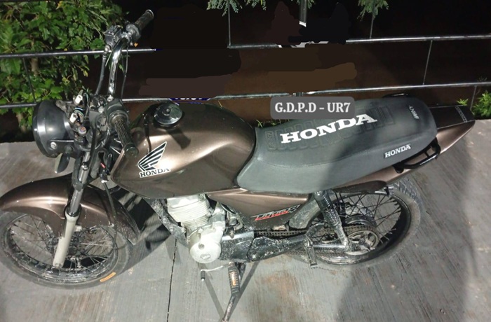 Se hizo pasar por cliente, pidió probar una moto y…