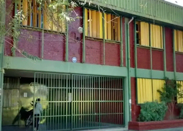 En el Provincial de Comercio 3 la vicedirectora impide a un joven cursar sus estudios secundarios