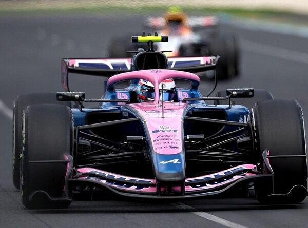 Colapinto abandonó nuevamente en el GP de Singapur por problemas en su Alpine