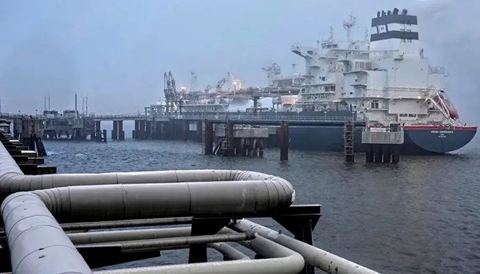 Reino Unido con GNL para 2 días y USA preparando asalto al uranio de Irán