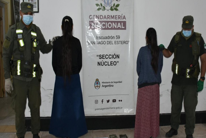 Viajaban desde Jujuy: Detienen en Santiago del Estero a dos pasajeras que ocultaban dos kilos de cocaína debajo de sus asientos