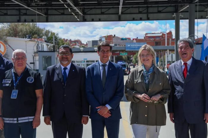 Con fuerte inversión y tecnología, quedó inaugurada la remodelación del paso fronterizo de La Quiaca