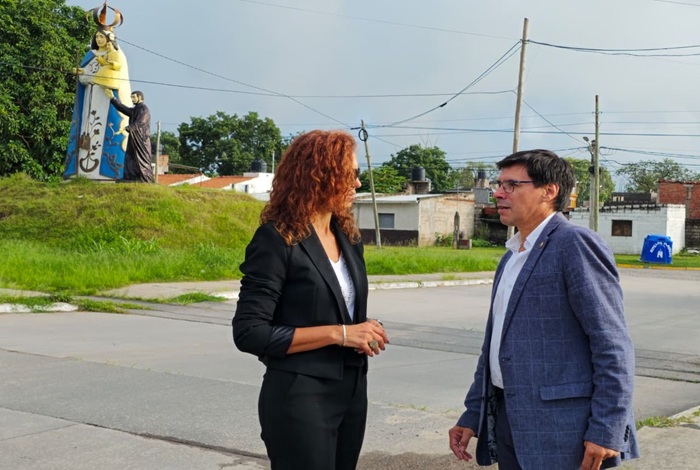 Hacienda y Banco Macro anuncian la instalación de un nuevo cajero automático en Río Blanco