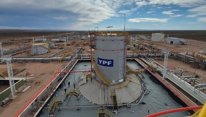 Juicio por YPF: La Justicia de EEUU benefició a Argentina y suspendió todas las demandas