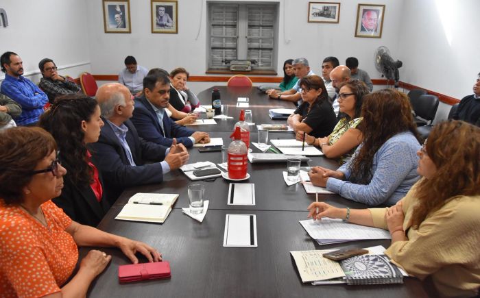 La Comisión de Salud abordó problemáticas del personal sanitario con representantes de ATSA y Capital Humano