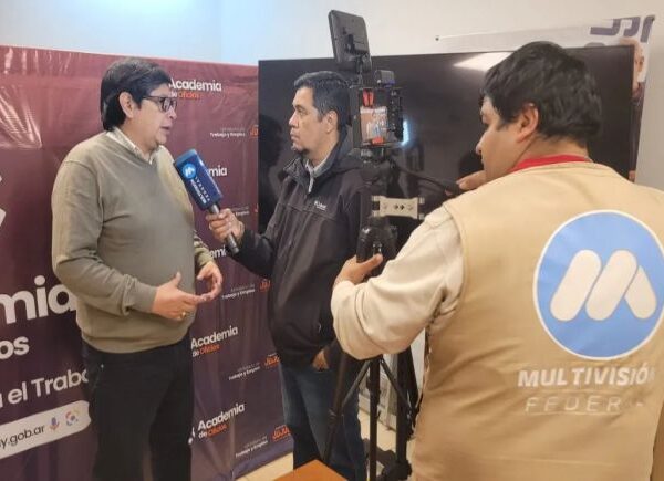 La Secretaría de Trabajo impulsa políticas para generar empleo y ampliar derechos laborales