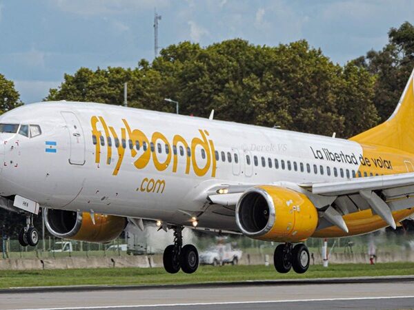 Resultó polémico el primer vuelo de Flybondi de Córdoba a Jujuy