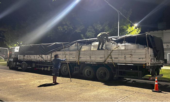 Transportaba desde Santa Fe hacia Jujuy 27 toneladas de carbonato de sodio sin justificación legal