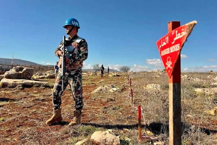Tensión en el Líbano: Un casco azul de la ONU murió tras emboscada y Macron apuntó contra Hezbolá