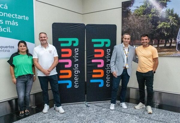 Jujuy inauguró el nuevo vuelo a Córdoba con plazas completas y alta demanda