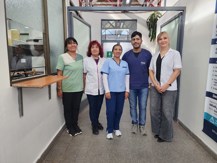 El hospital de Alto Comedero inició con el servicio de carnet sanitario