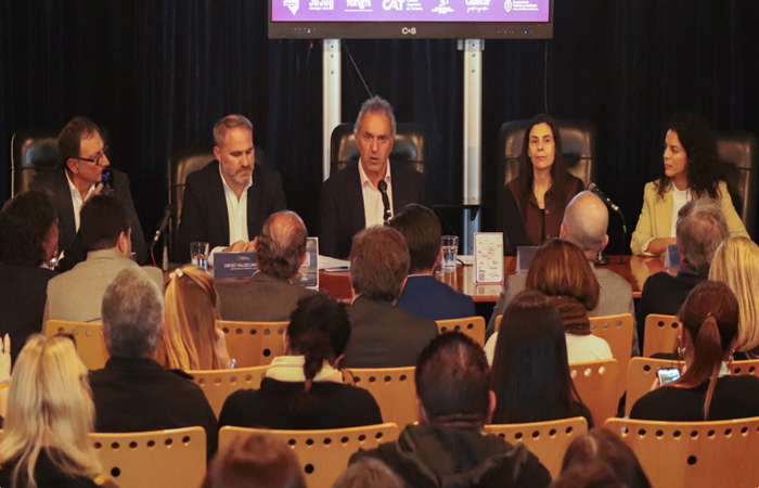 Scioli presentó “Jujuy a punto” en la Ciudad de Buenos Aires