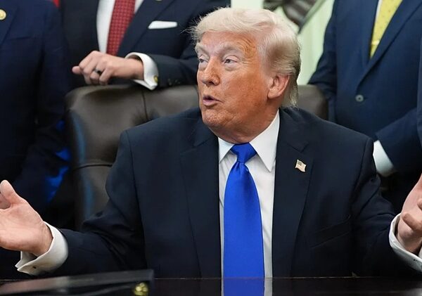 Trump anuncia que Estados Unidos atacará Irán «muy fuerte» y que lo hará «esta noche»