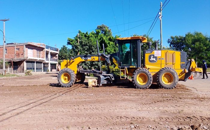 El municipio sampedreño avanza con el Plan Integral de Enripiado en distintos barrios de la ciudad