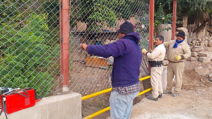San Pedro: Intentaron robar el alambrado de la renovada plaza Los Molinos