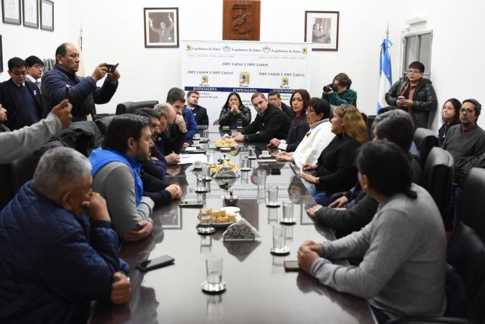 Transporte interurbano: La Comisión de Transporte recibió reclamos por inseguridad y falta de infraestructura