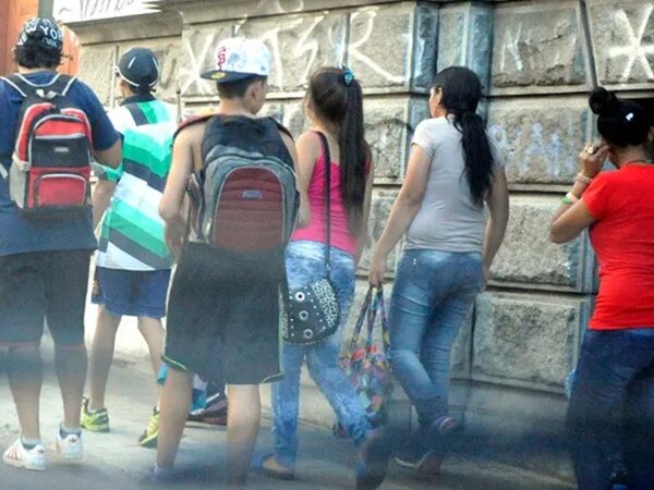 Crece la incertidumbre entre los adolescentes: El 52% no proyecta su futuro laboral
