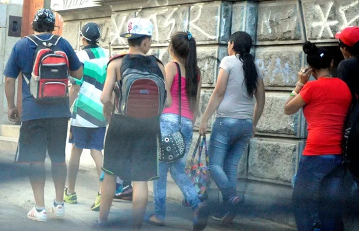 Crece la incertidumbre entre los adolescentes: El 52% no proyecta&hellip;