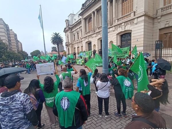 ATE reclamó la reapertura de paritarias y anunció un paro provincial para el viernes 26