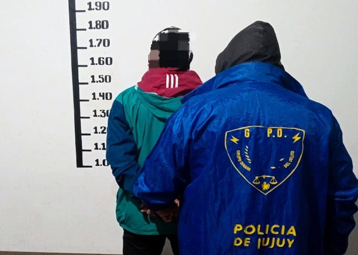 Sujeto con frondoso prontuario fue detenido por policías en barrio Chijra