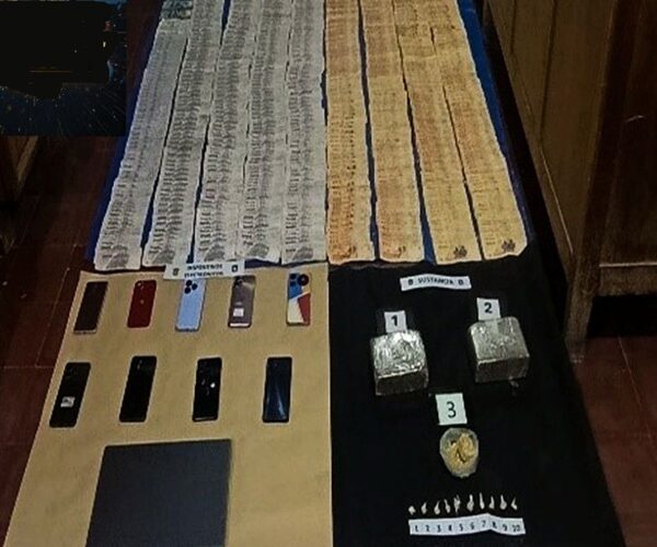 En Alto Comedero cayó una pareja con más de dos kilos de droga y dos millones de pesos