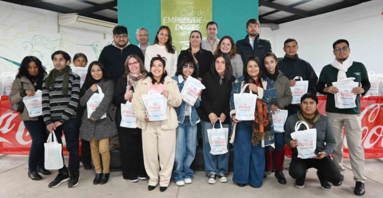Más de 80 emprendedores accedieron a kits digitales y capacitaciones en Jujuy