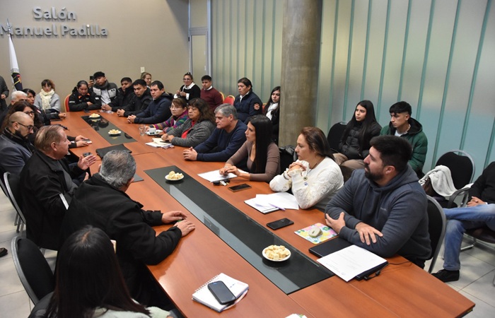 Bomberos voluntarios presentaron propuestas en la Comisión de Asuntos Sociales para fortalecer su labor
