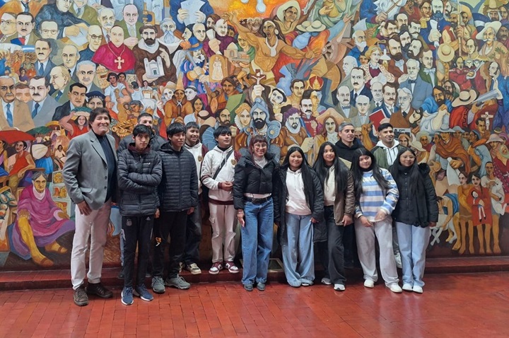 De Olaroz a la Capital: Estudiantes técnicos jujeños llevaron la Química del aula al territorio