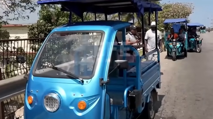 Joven de 21 años hace lo que el régimen cubano lleva décadas sin lograr: «Dar energía eléctrica a su pueblo»
