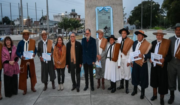 San Salvador de Jujuy homenajeó al General Manuel Eduardo Arias a 204 años de su paso a la inmortalidad