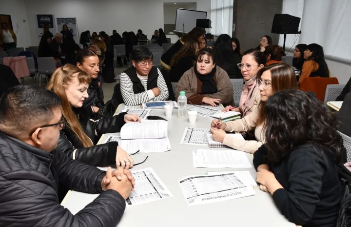 Impulsan estrategias conjuntas para garantizar una educación inclusiva en escuelas privadas y sociales
