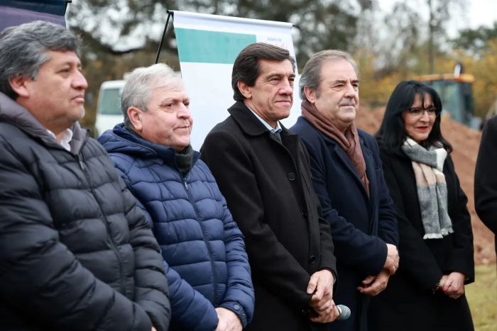 Comenzó la construcción de las primeras viviendas para afiliados de…