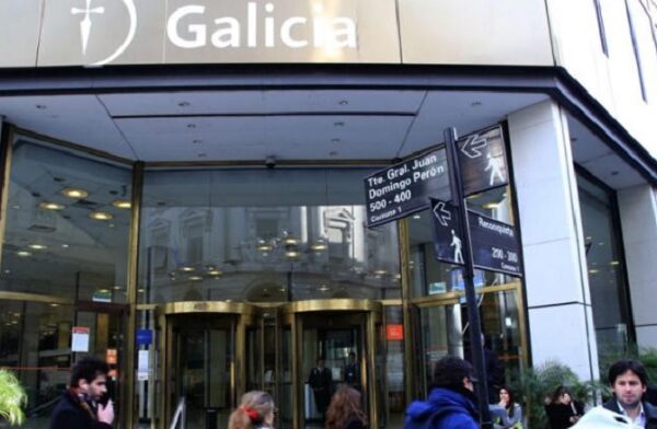 La Justicia acelera el decomiso de bienes en Vialidad: Espera un informe del Banco Galicia sobre los U$S 5 millones de Florencia Kirchner