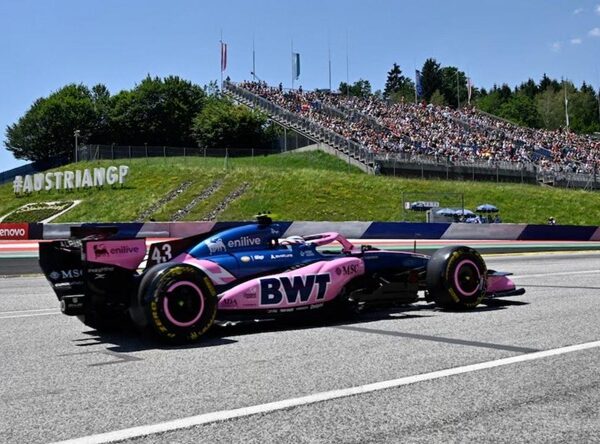 Colapinto cerró un viernes con altibajos en Austria y terminó 16° en la FP2