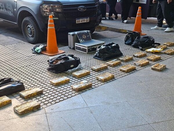 Secuestraron 23 kilos de cocaína en Córdoba que llevaron en un colectivo desde Jujuy
