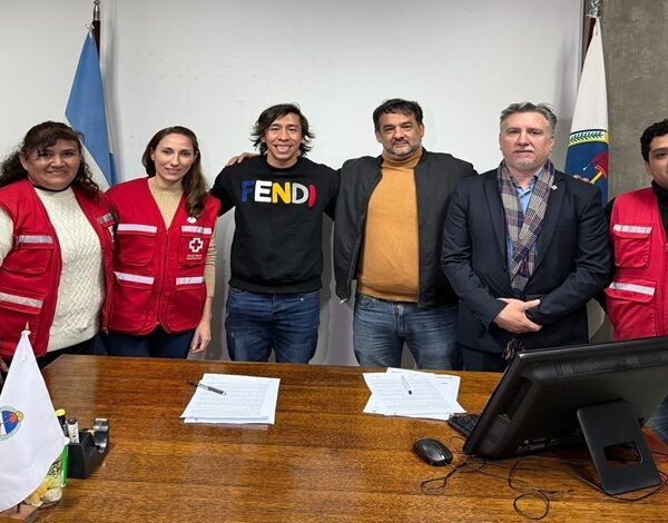 El Ente Autárquico Permanente y la Cruz Roja Argentina fortalecen acciones conjuntas para el cuidado de los estudiantes