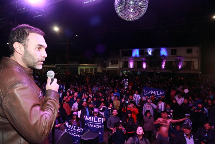 Ezequiel Atauche: “Lo que más nos dignifica y nos une&hellip;