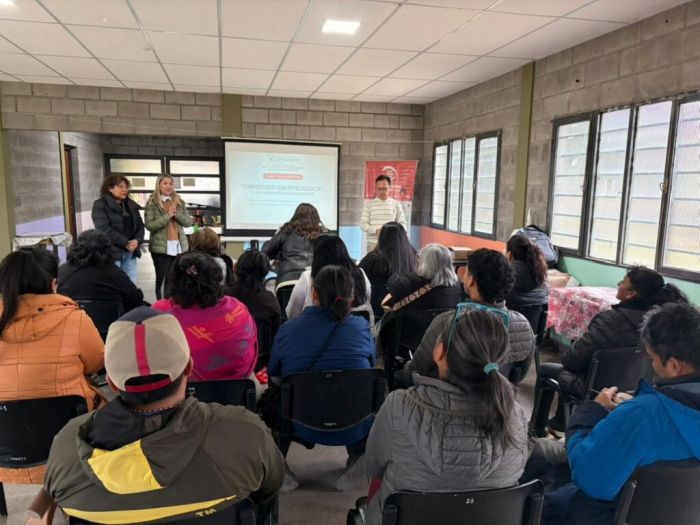 Emprendedores se capacitaron en inteligencia artificial para potenciar sus proyectos productivos